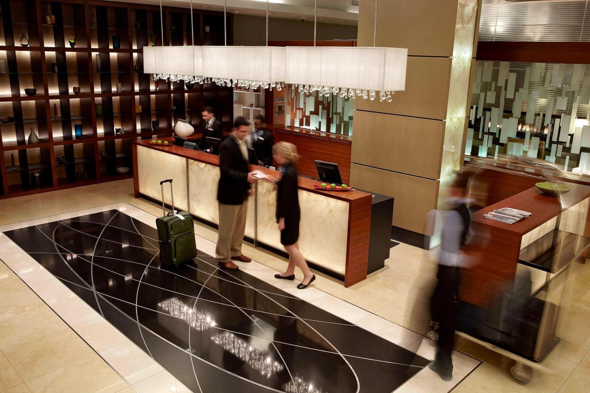 Marriott Montreal Airport In-terminal Hotel