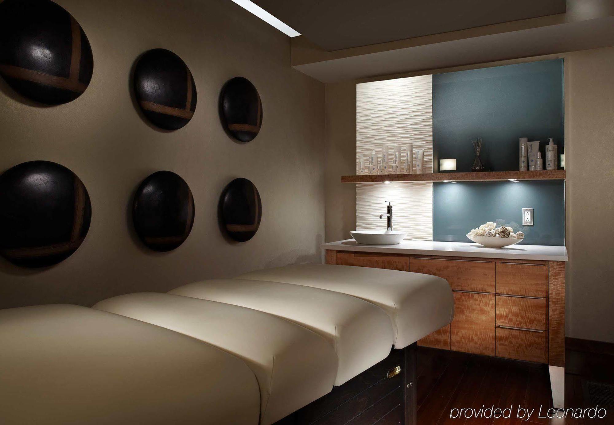 Marriott Montreal Airport In-terminal 4*