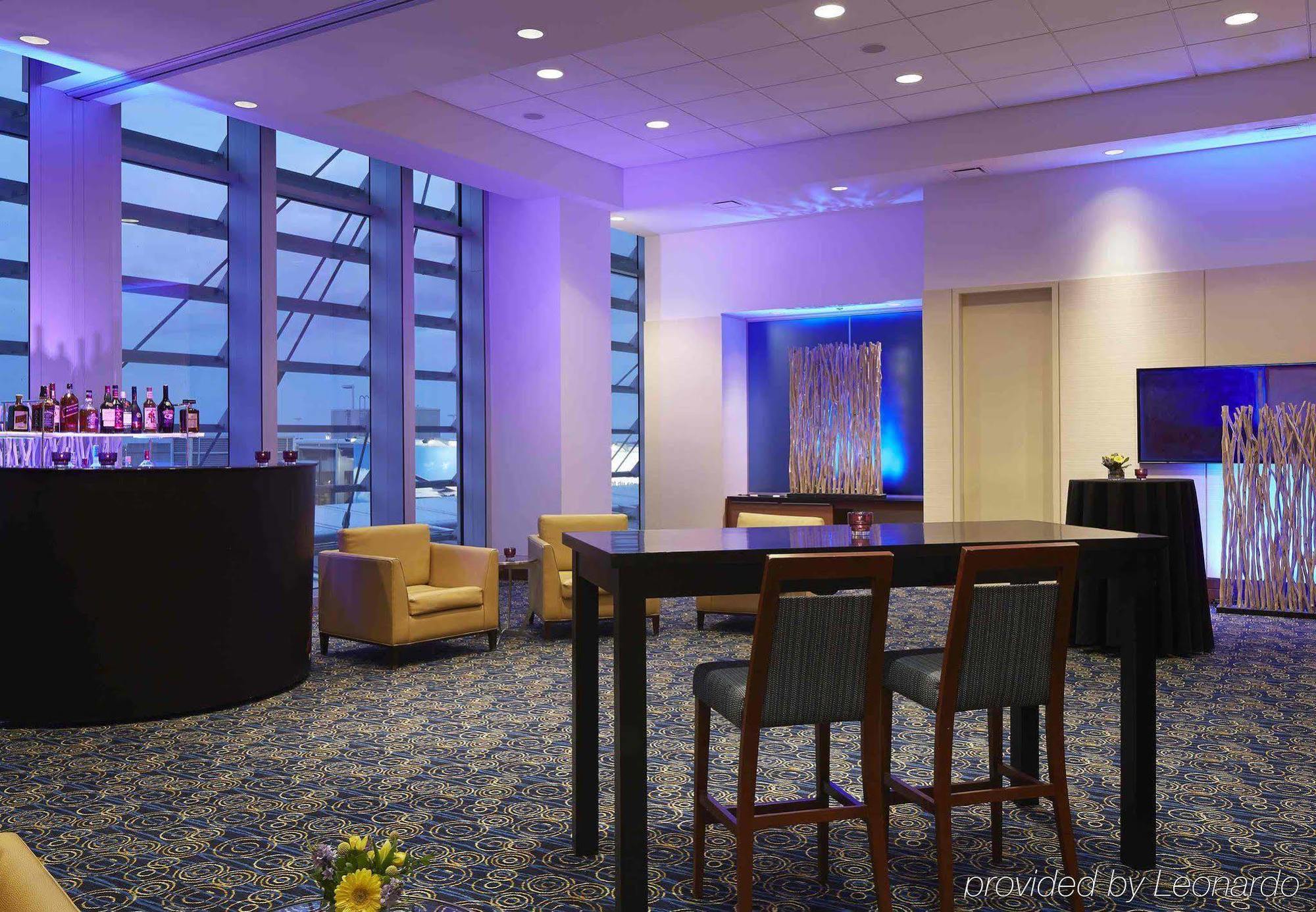 Marriott Montreal Airport In-terminal 4* Dorval