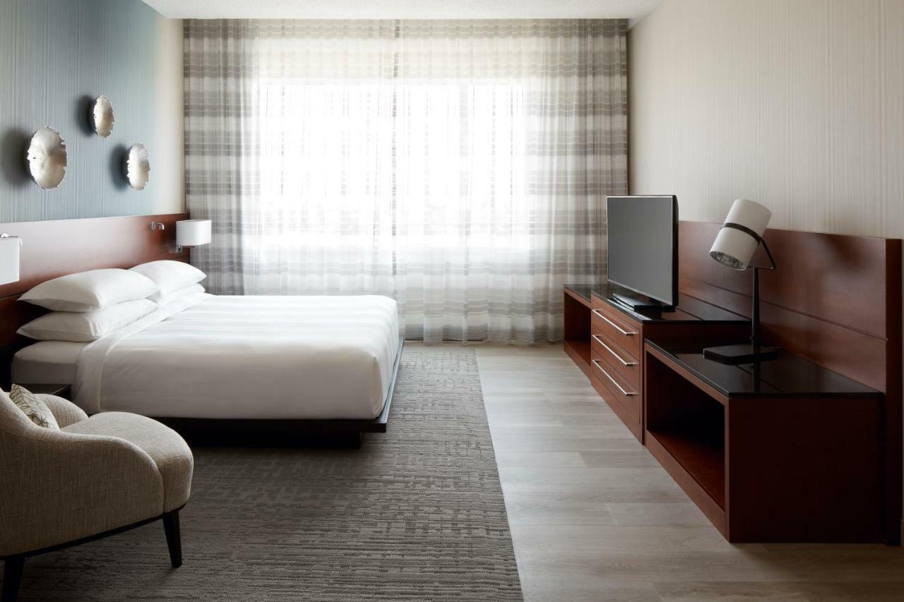 Marriott Montreal Airport In-terminal Dorval