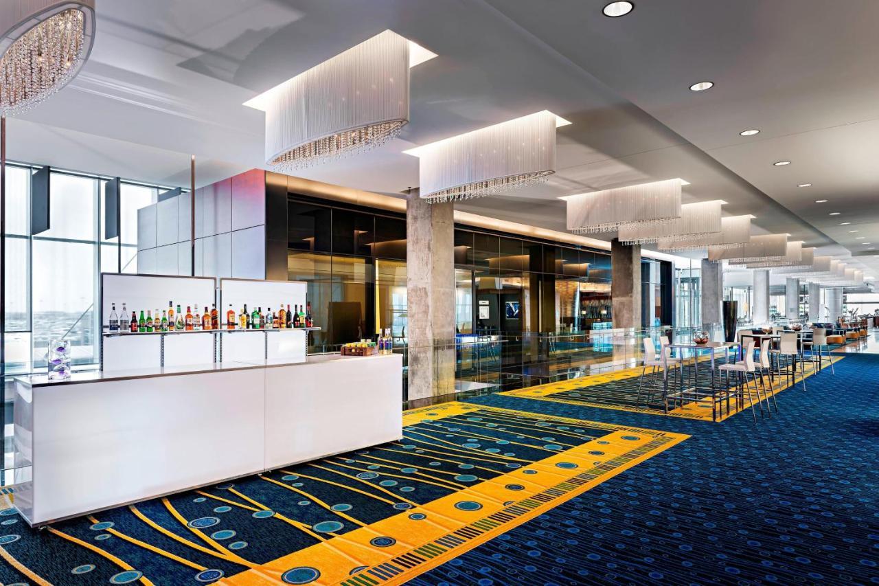 Marriott Montreal Airport In-terminal Hotel 4*