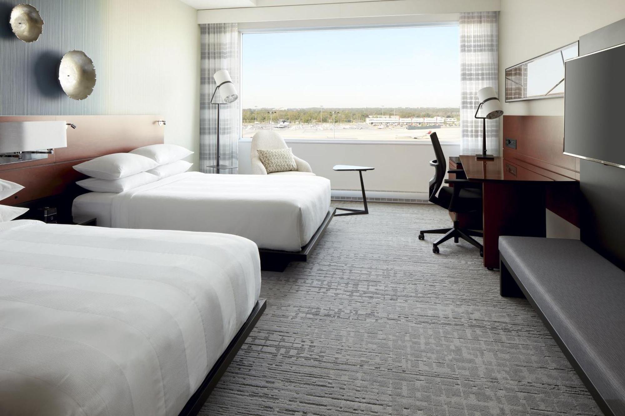 Marriott Montreal Airport In-terminal 4*