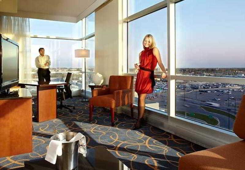 Marriott Montreal Airport In-terminal Dorval