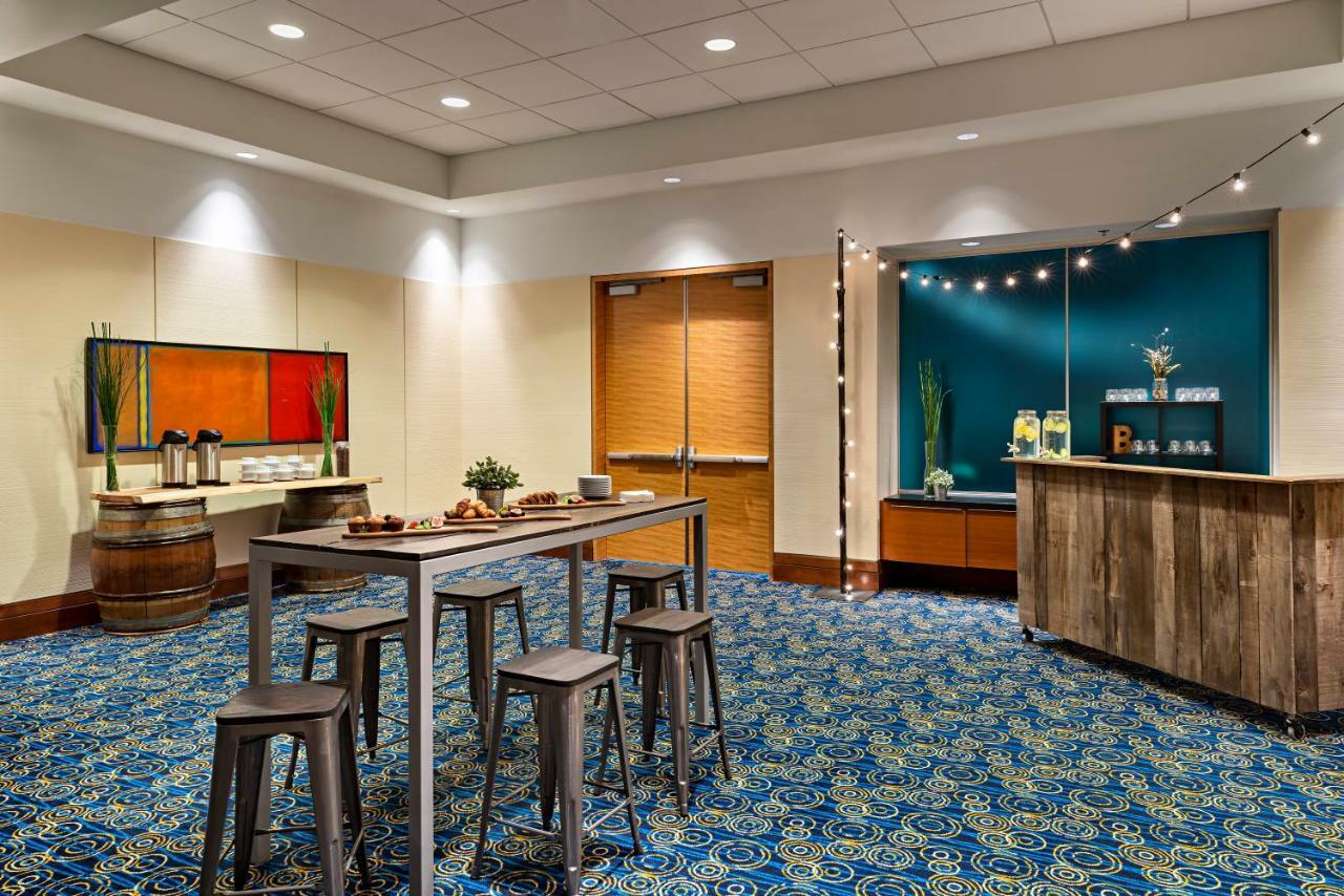 Marriott Montreal Airport In-terminal