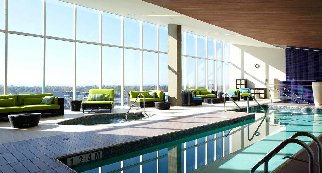 Marriott Montreal Airport In-terminal Hotel 4*